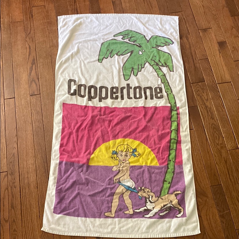 Vintage 100% cotton Coppertone beach towel beach bum kitchy nostalgia white